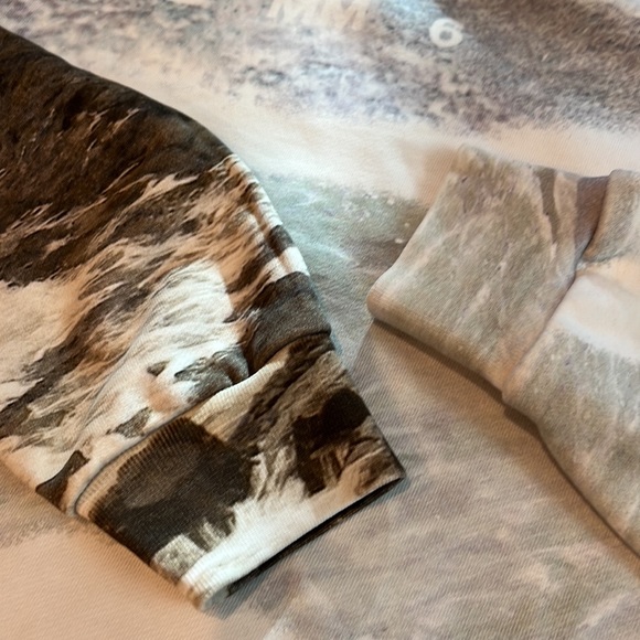 🔹MM6 MAISON MARGIELA
     Printed Sweatshirt - Picture 5 of 8